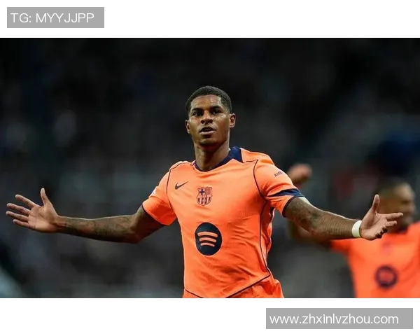 巴萨曼联开谈买断拉什福德！破门获全场起立拍手问候，14场6球7助